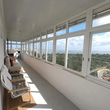 Apartment T1 - 1 Renovado, Laranjeiro *