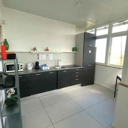 Almada, Renovated T1 1 Apartment, Laranjeiro