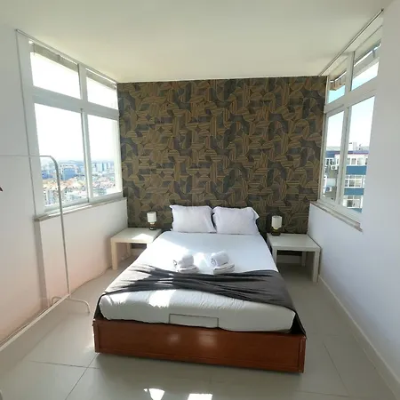 Almada, Renovated T1 1 Apartment, Laranjeiro Apartmán Almada